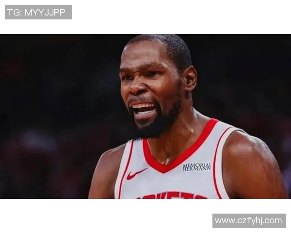 杜兰特赛场爆发小插曲裁判果断处理平息纷争彰显公正